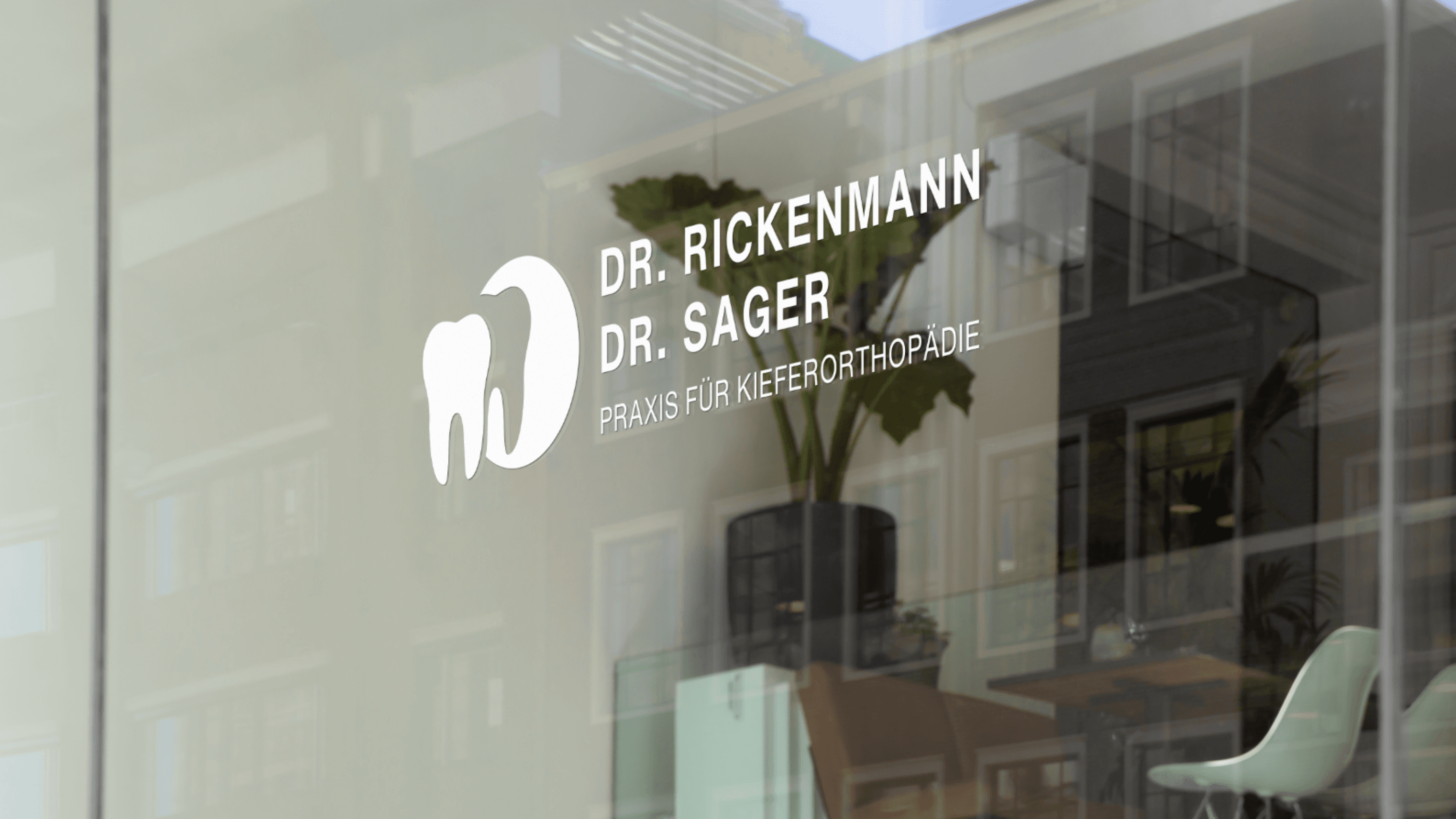 Beschriftung der Praxisräume